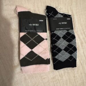 New York & Company Argyle Crew Socks - Pink and Black